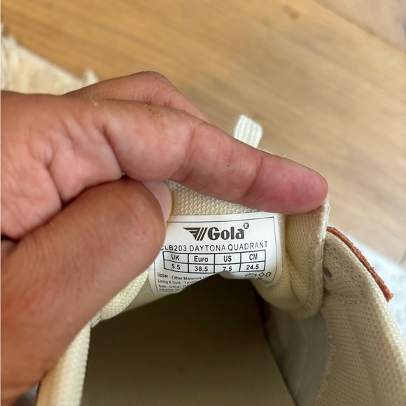 Gola Classics Women's Daytona Quadrant Sneakers - Picture 8 of 9